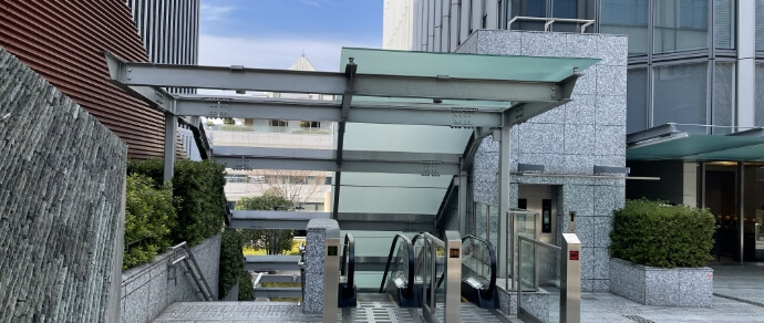 【中古】 土地評価Ｑ＆Ａ 相続税・贈与税 平成１３年版/大蔵財務協会/渡邉定義 暦年課税・相続時精算課税制度を活用した生前贈与対策Q&A | 渡邉